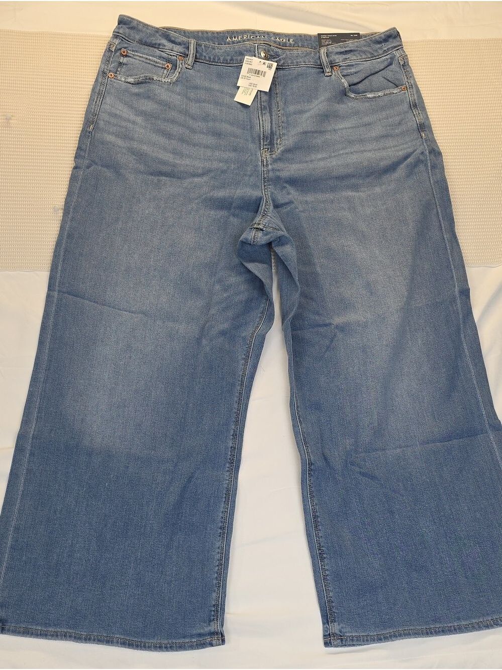 American Eagle Outfitters Light Blue Wide Leg Women's Jeans 35W 20short